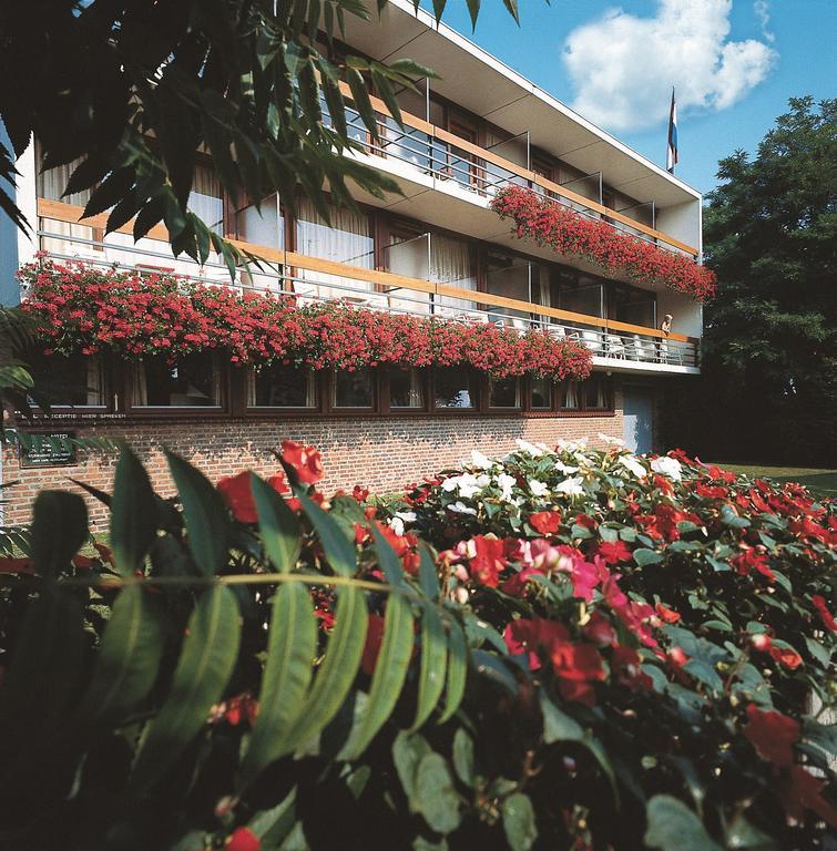 Marx Motel Valkenburg aan de Geul Bagian luar foto