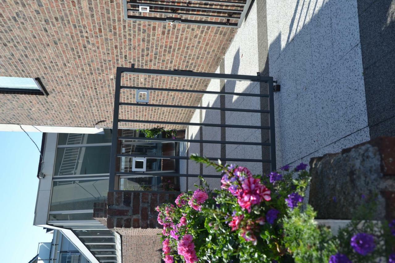 Marx Motel Valkenburg aan de Geul Bagian luar foto