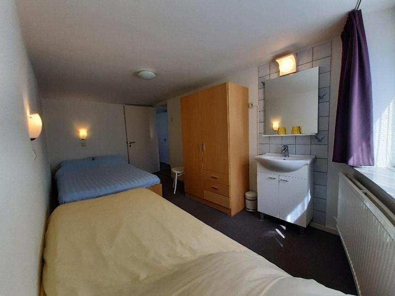 Marx Motel Valkenburg aan de Geul Bagian luar foto
