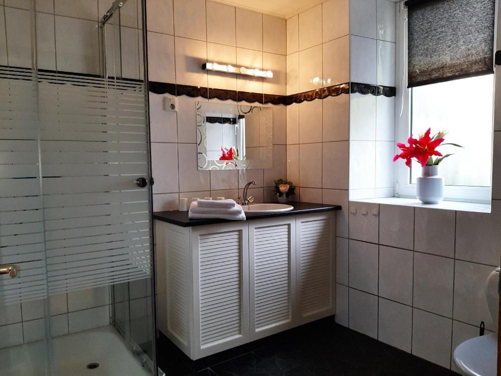 Marx Motel Valkenburg aan de Geul Bagian luar foto
